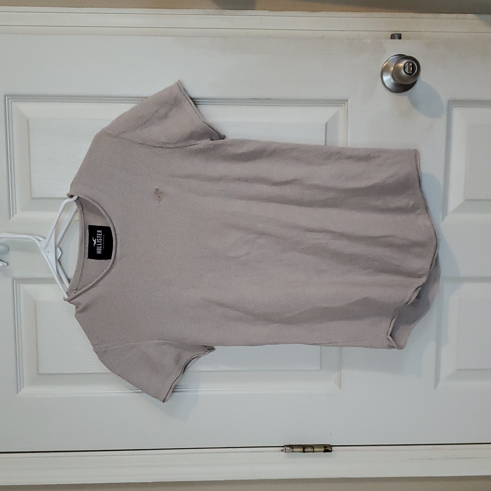 Hollister shirt